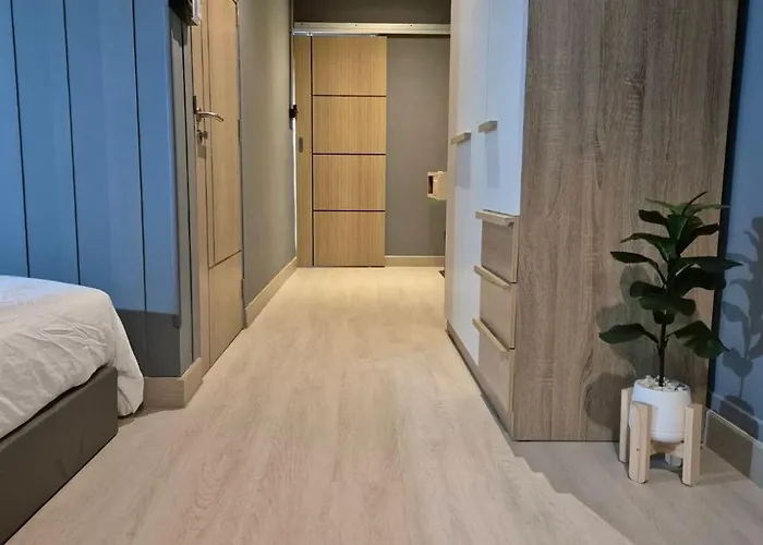 Chiangmai Vibe, House, 7 Mins To Bts, Center, Private In Sathon, Private Bathroom, Bangkok, Thailand 招待所 3*