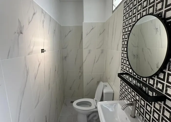 Chiangmai Vibe, House, 7 Mins To Bts, Center, Private In Sathon, Private Bathroom, Bangkok, Thailand 3*
