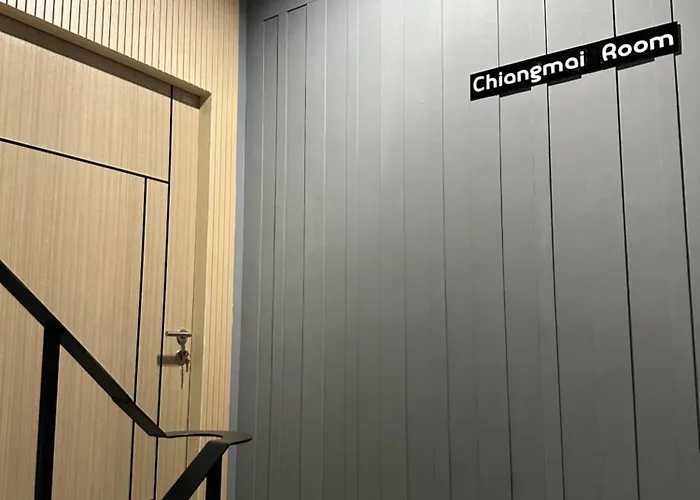Chiangmai Vibe, House, 7 Mins To Bts, Center, Private In Sathon, Private Bathroom, Bangkok, Thailand 曼谷